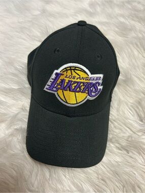 LA Lakers Fitted Cap